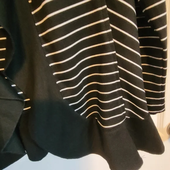 Black and White Striped Women's Jacket - Picture 4 of 10